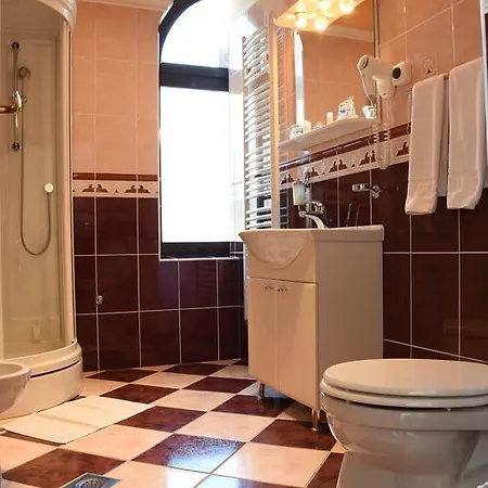 Lujza Guest house